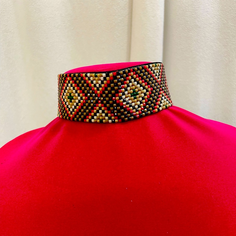 Beaded choker or necklace